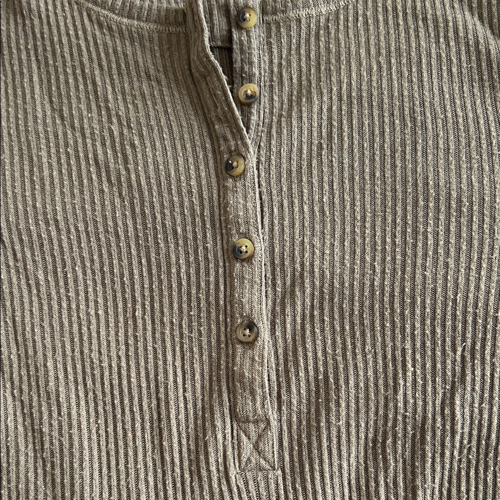 Faherty Women's Brown Ribbed Long Sleeve Henley - Picture 6 of 6